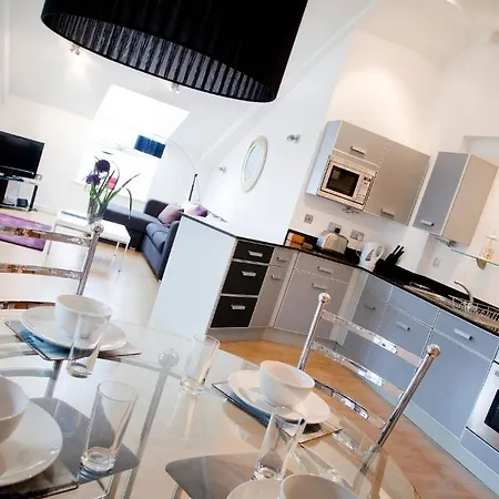 Daire Regent House Deluxe 2 Bedroom *