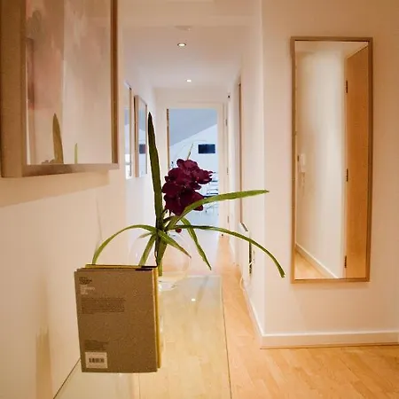 Regent House Deluxe 2 Bedroom *