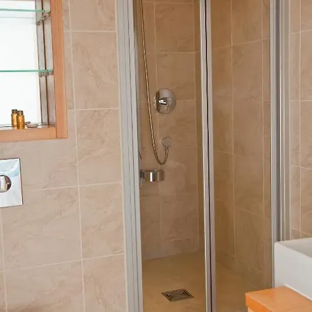 Regent House Deluxe 2 Bedroom